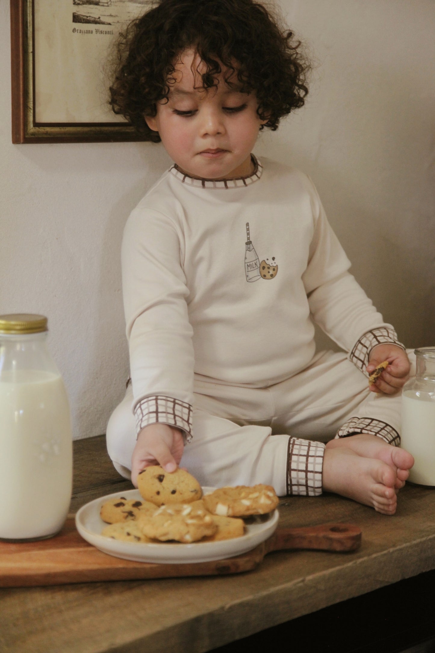 Leon's Milk Long Sleeve Set