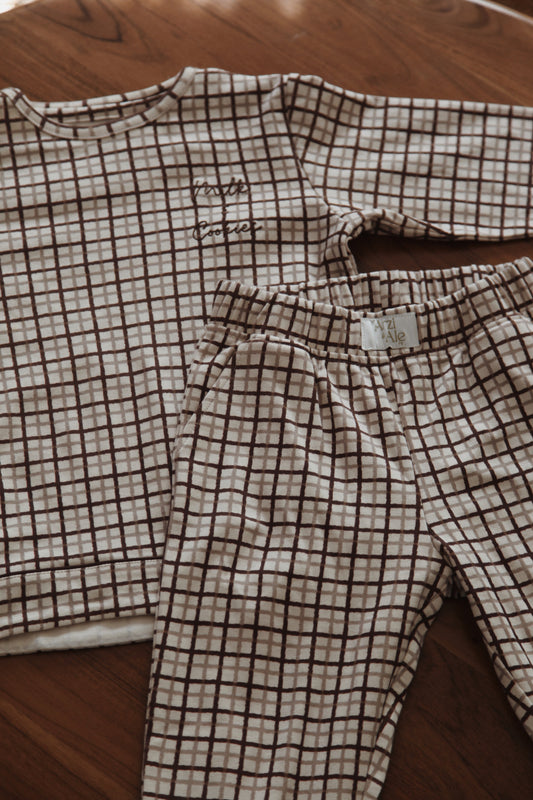 Leon's Cookies Long Sleeve Set
