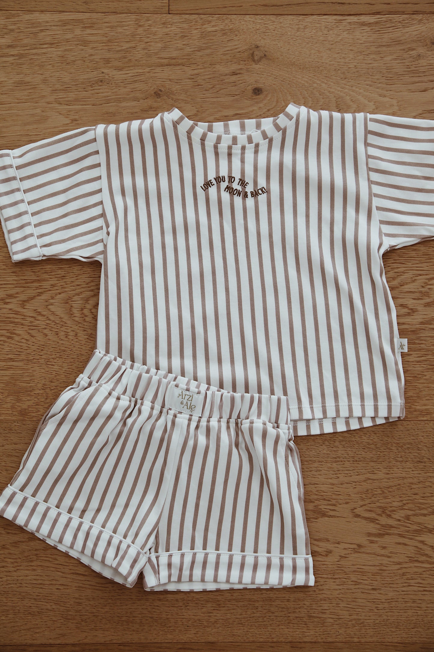 Moon & Back Short Sleeve Set
